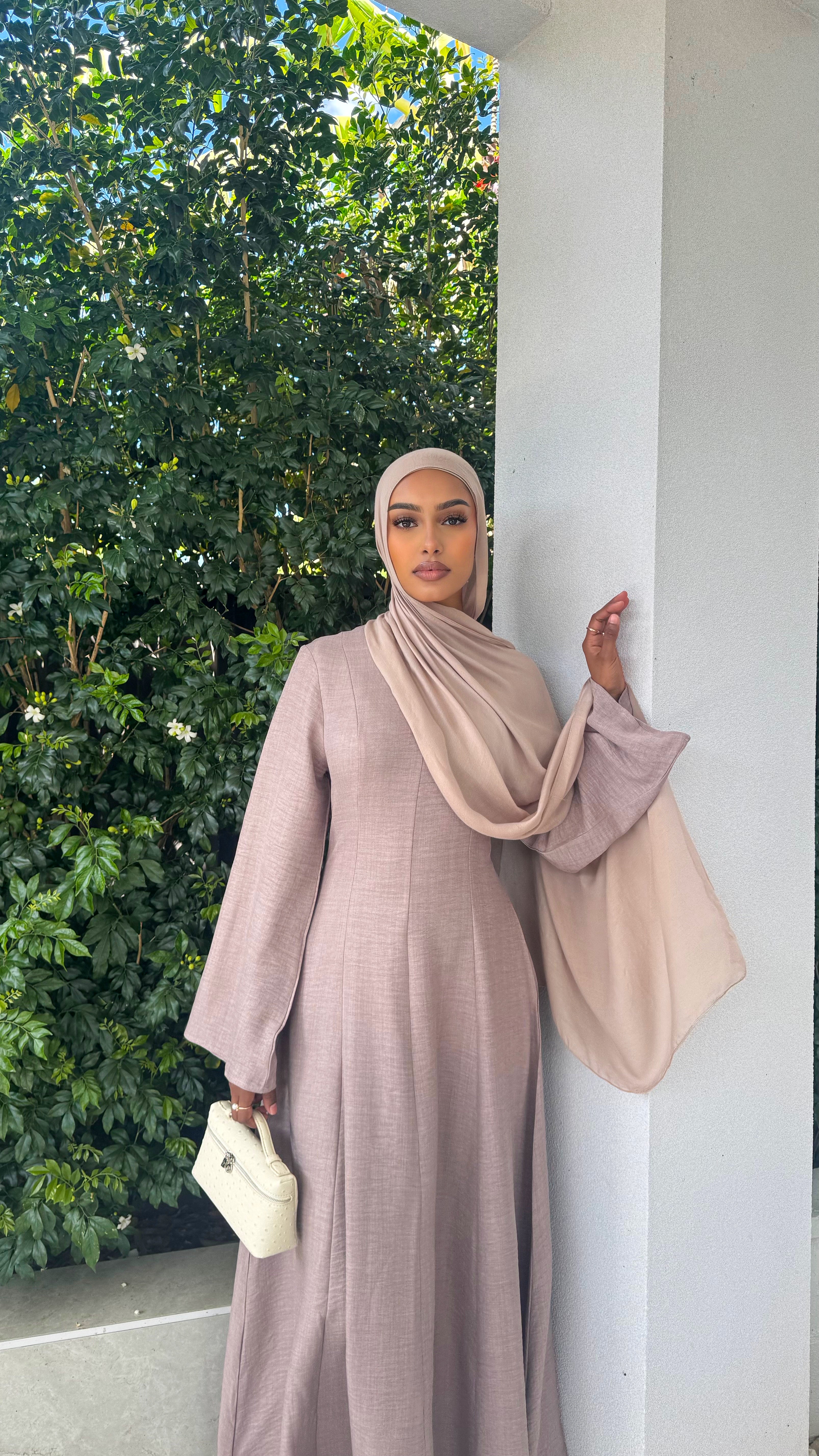 Sara Flow Dress
