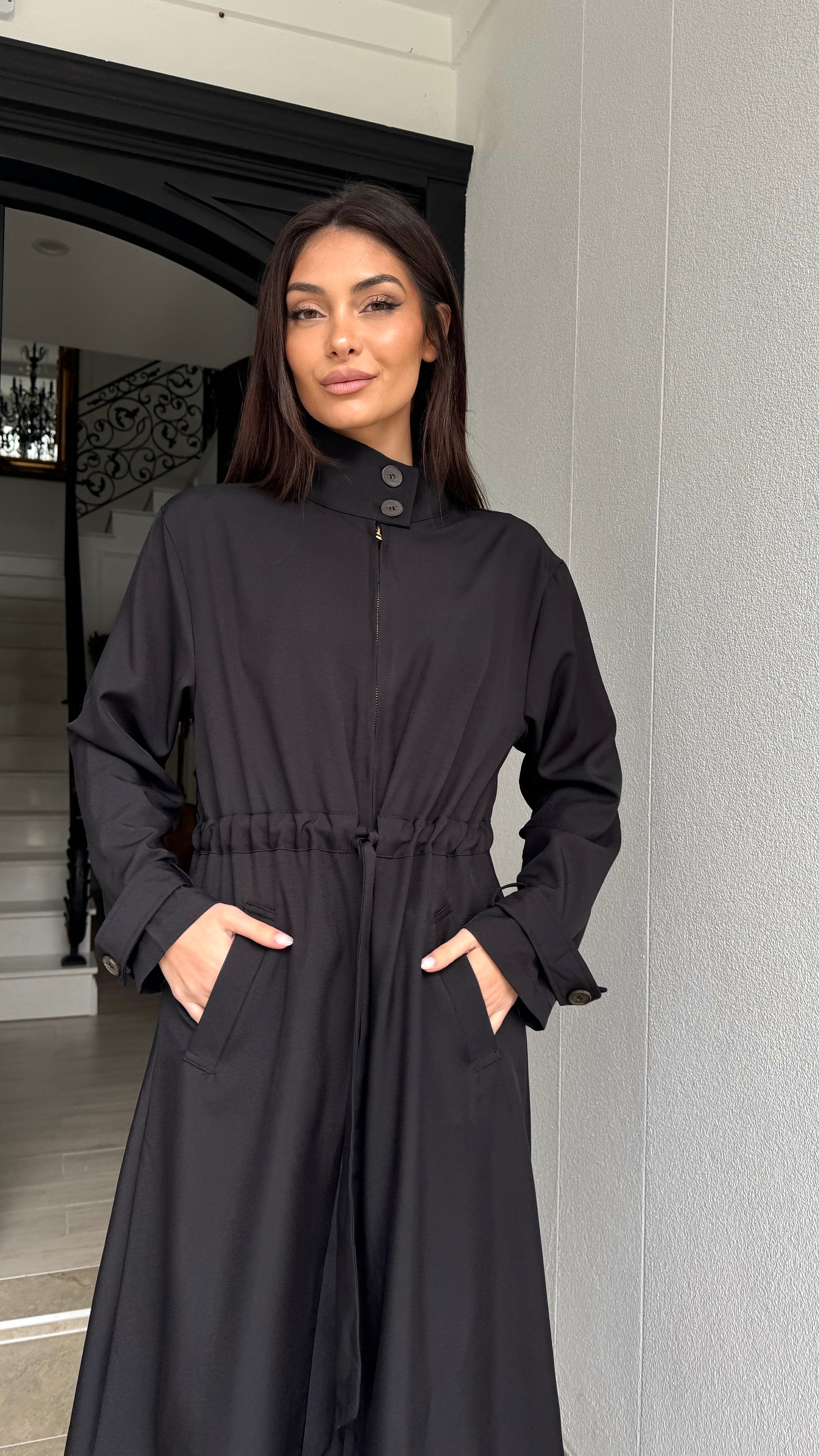 Funnel neck sports trench