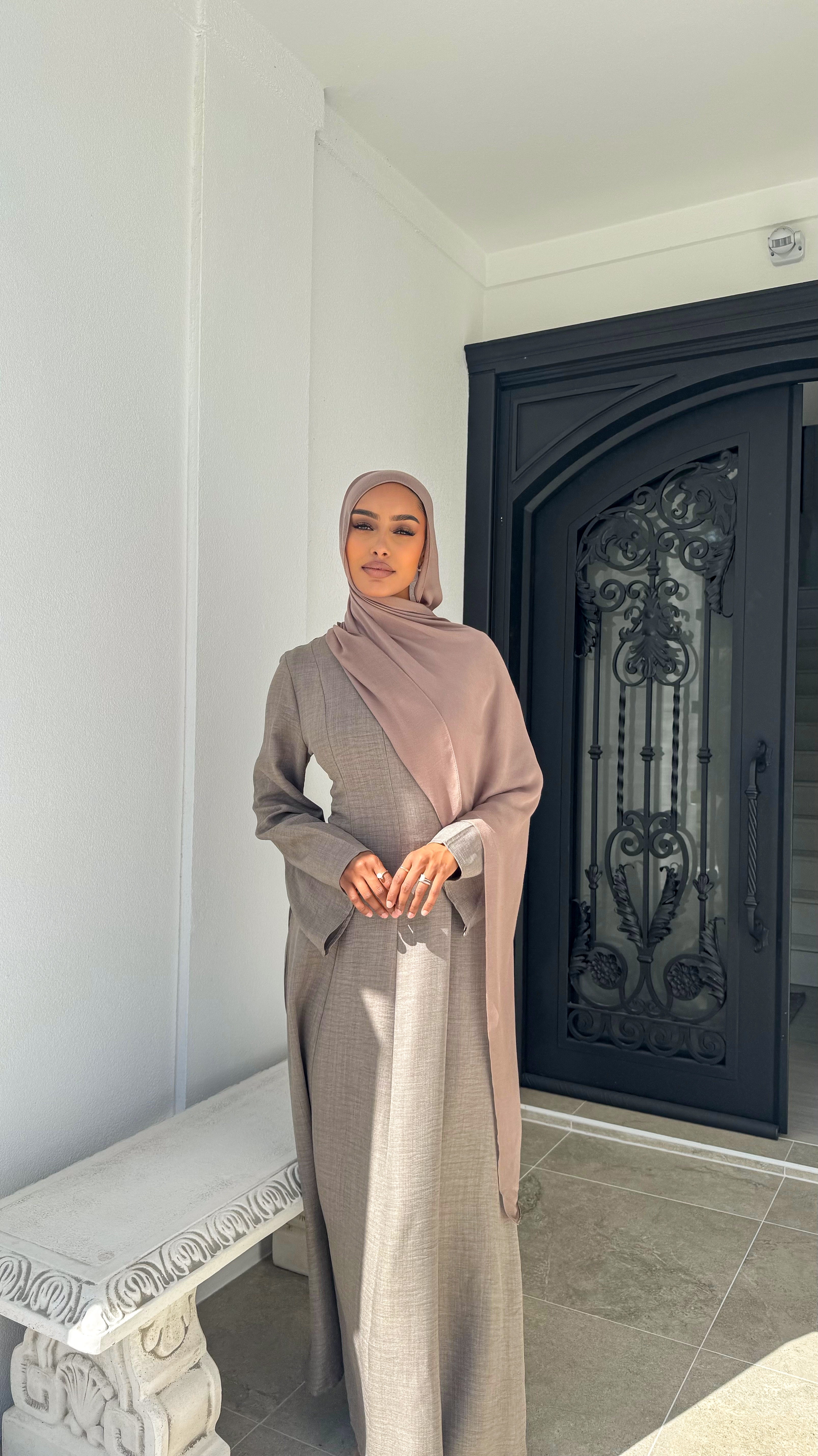 Sara Flow Dress