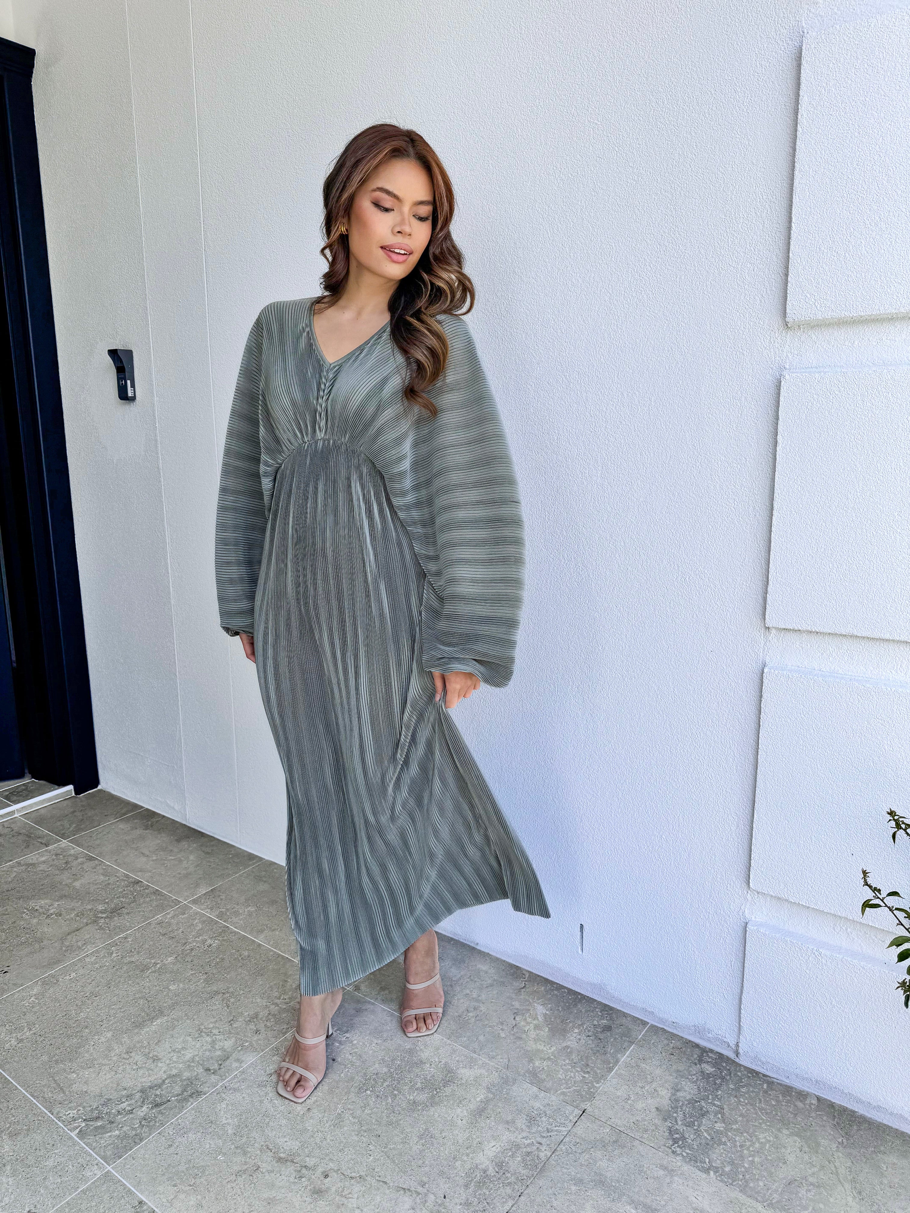 Lady Pleat Dress