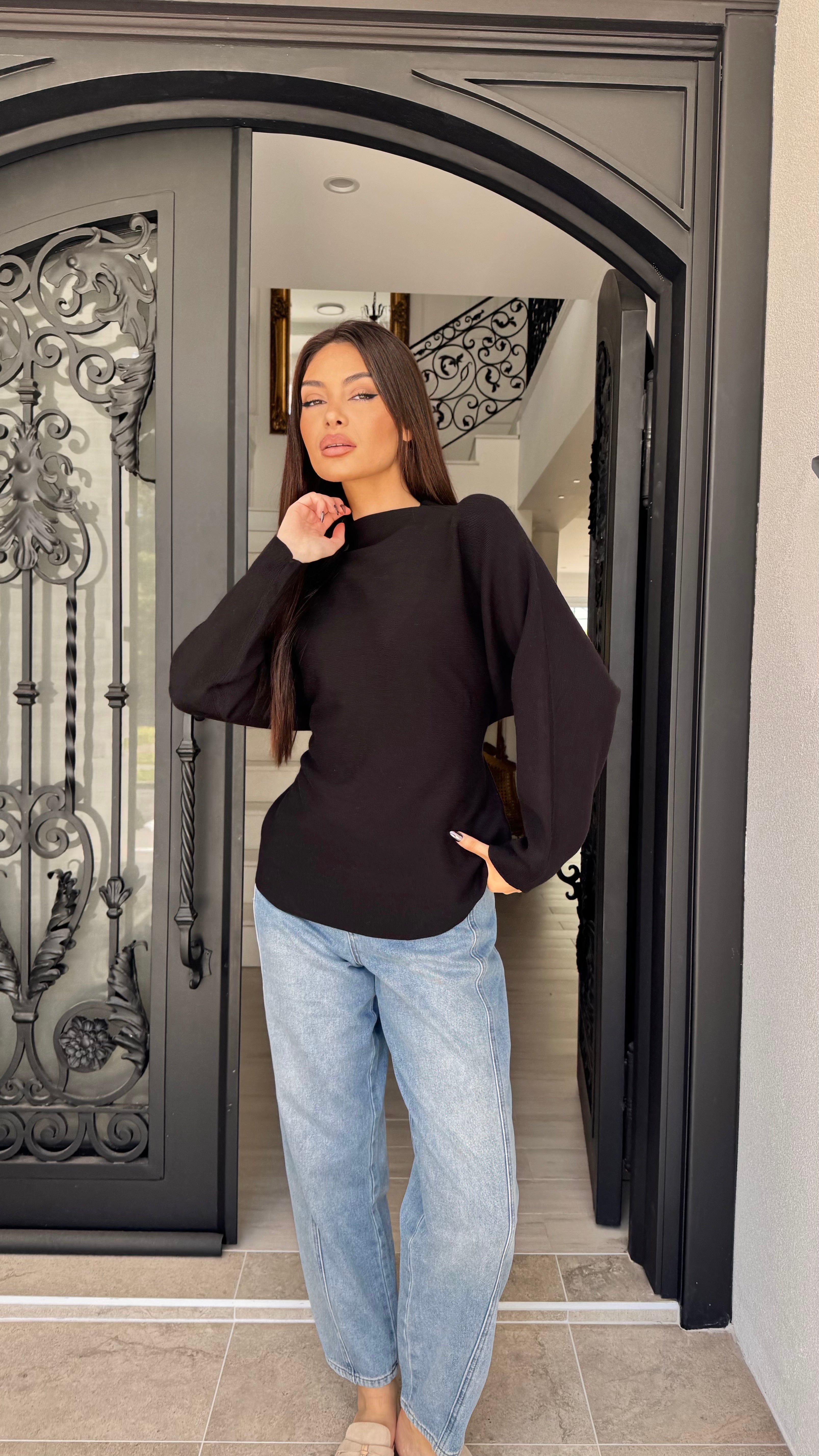 Knit tie blouse