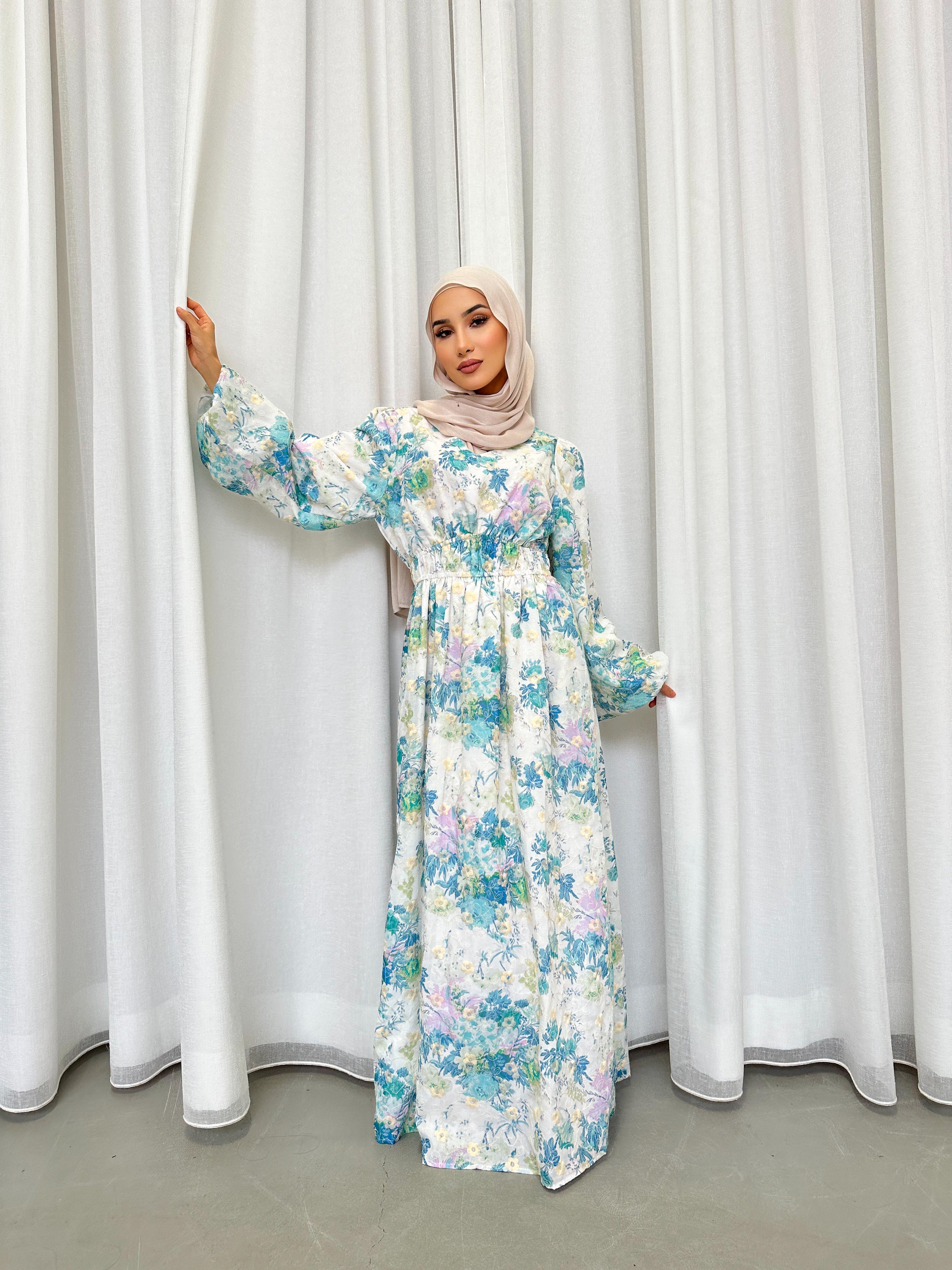 Miorah Embroidered Maxi