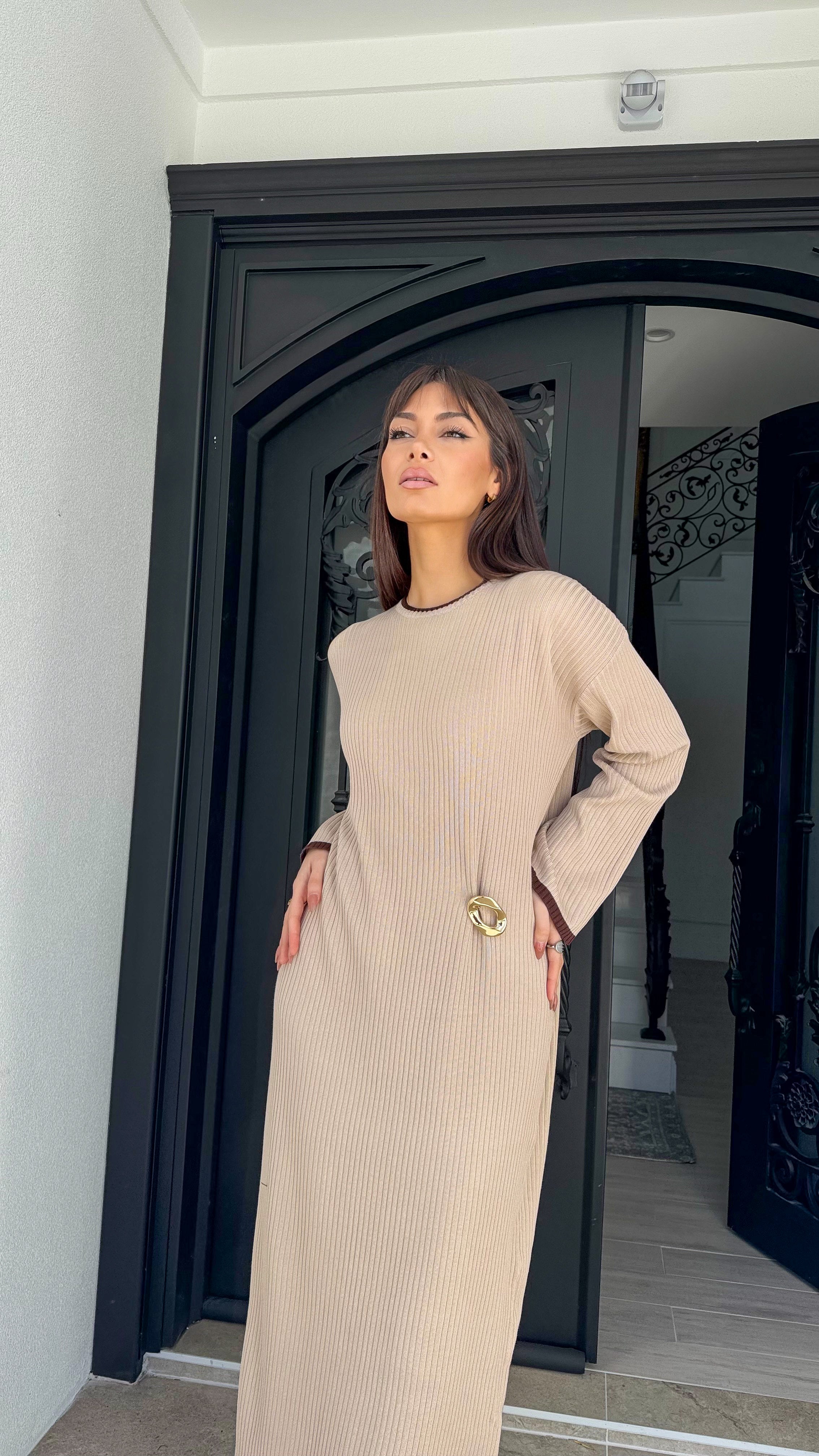 Contrast knit dress