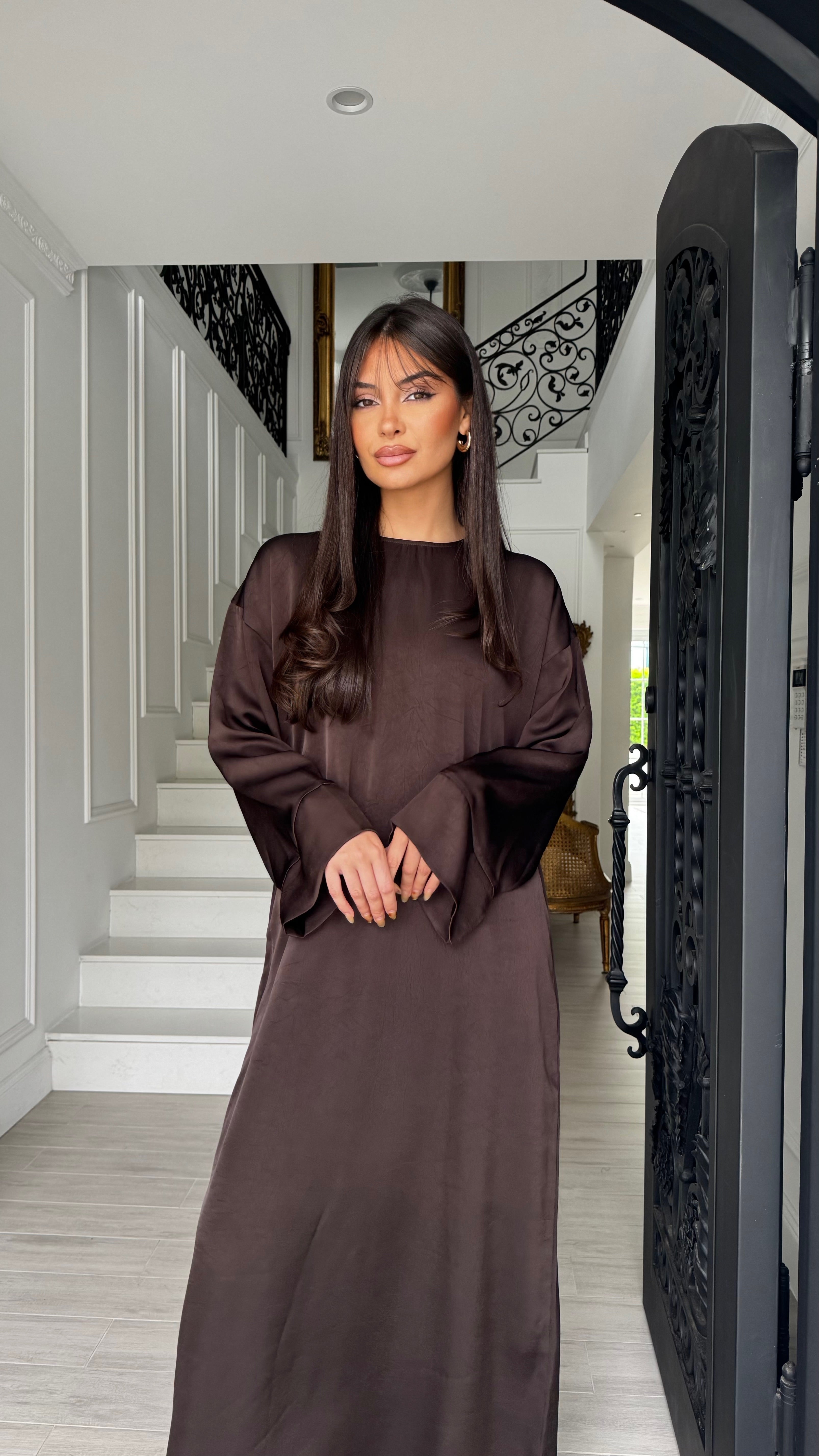 Alira Satin Abaya