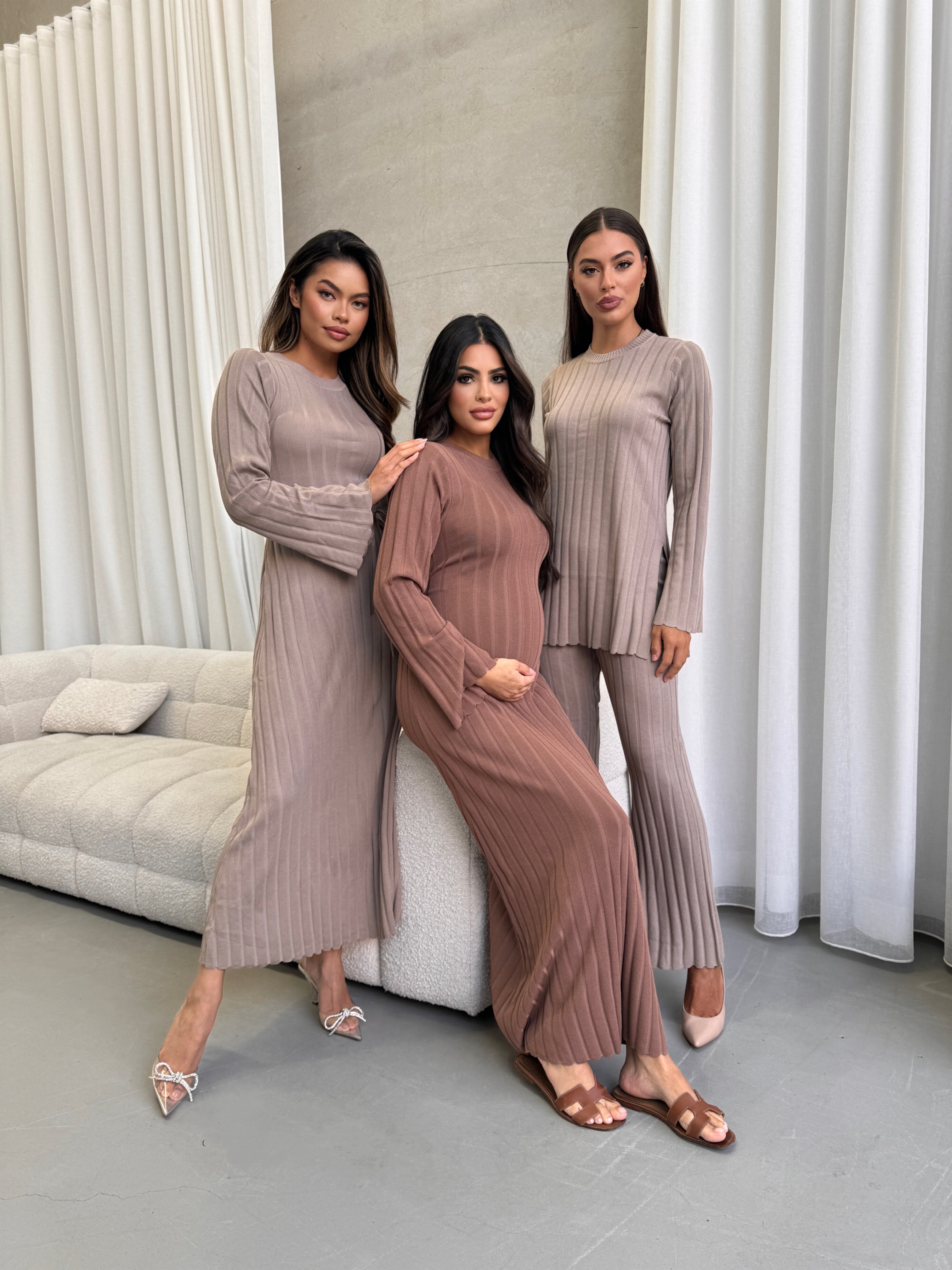 Miorah bell sleeve Dress