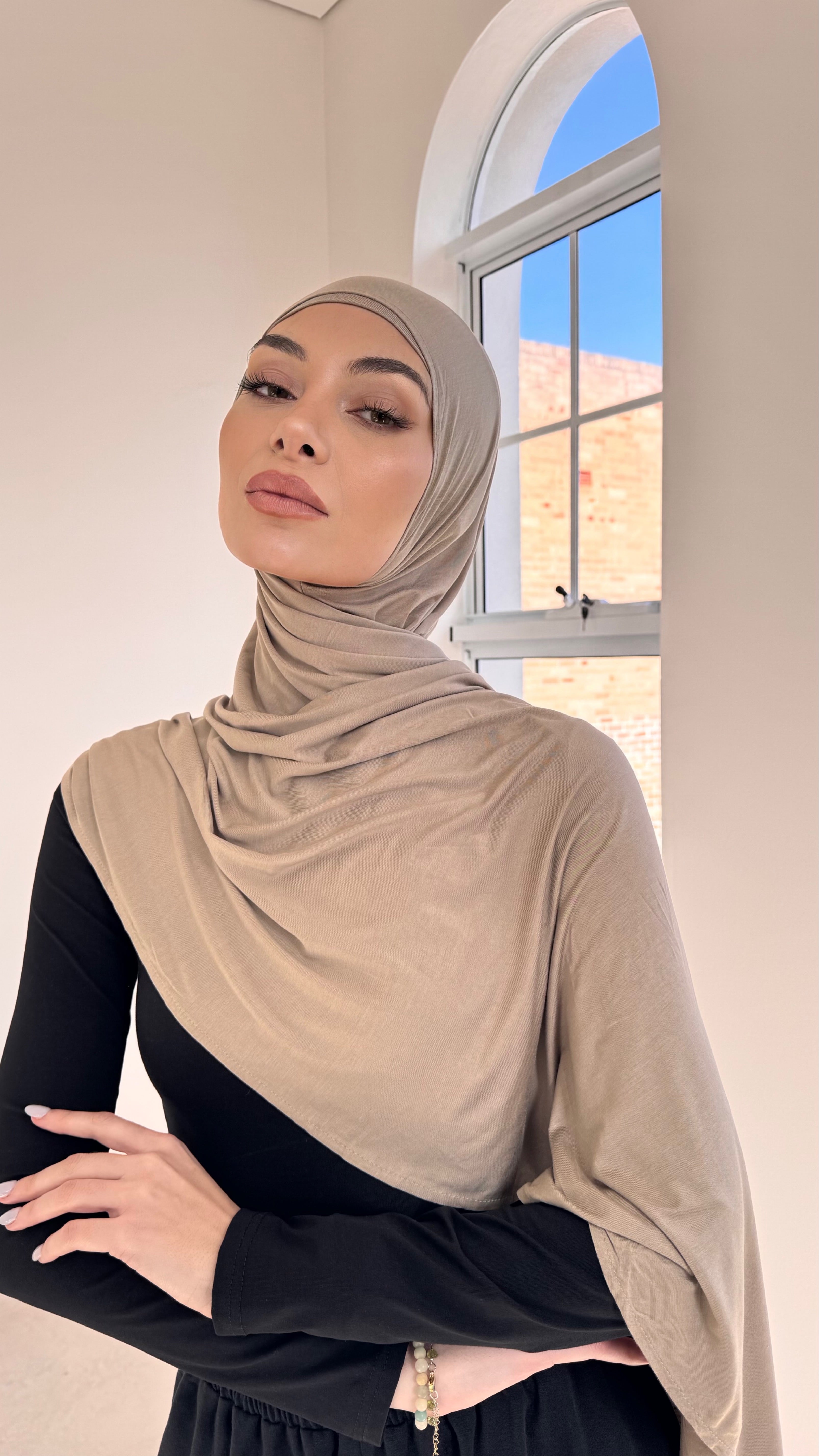 Clay instant hijab