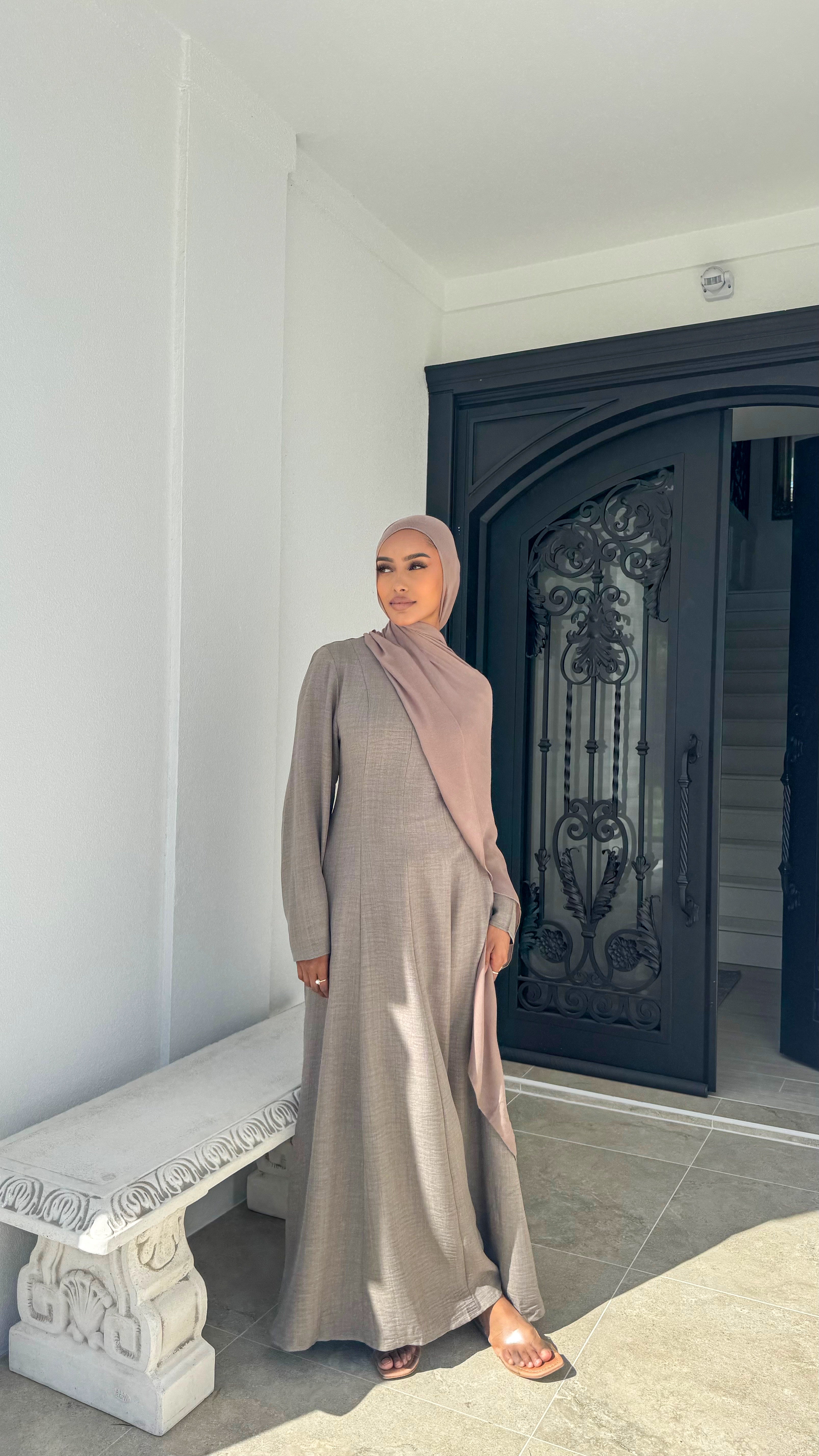 Sara Flow Dress