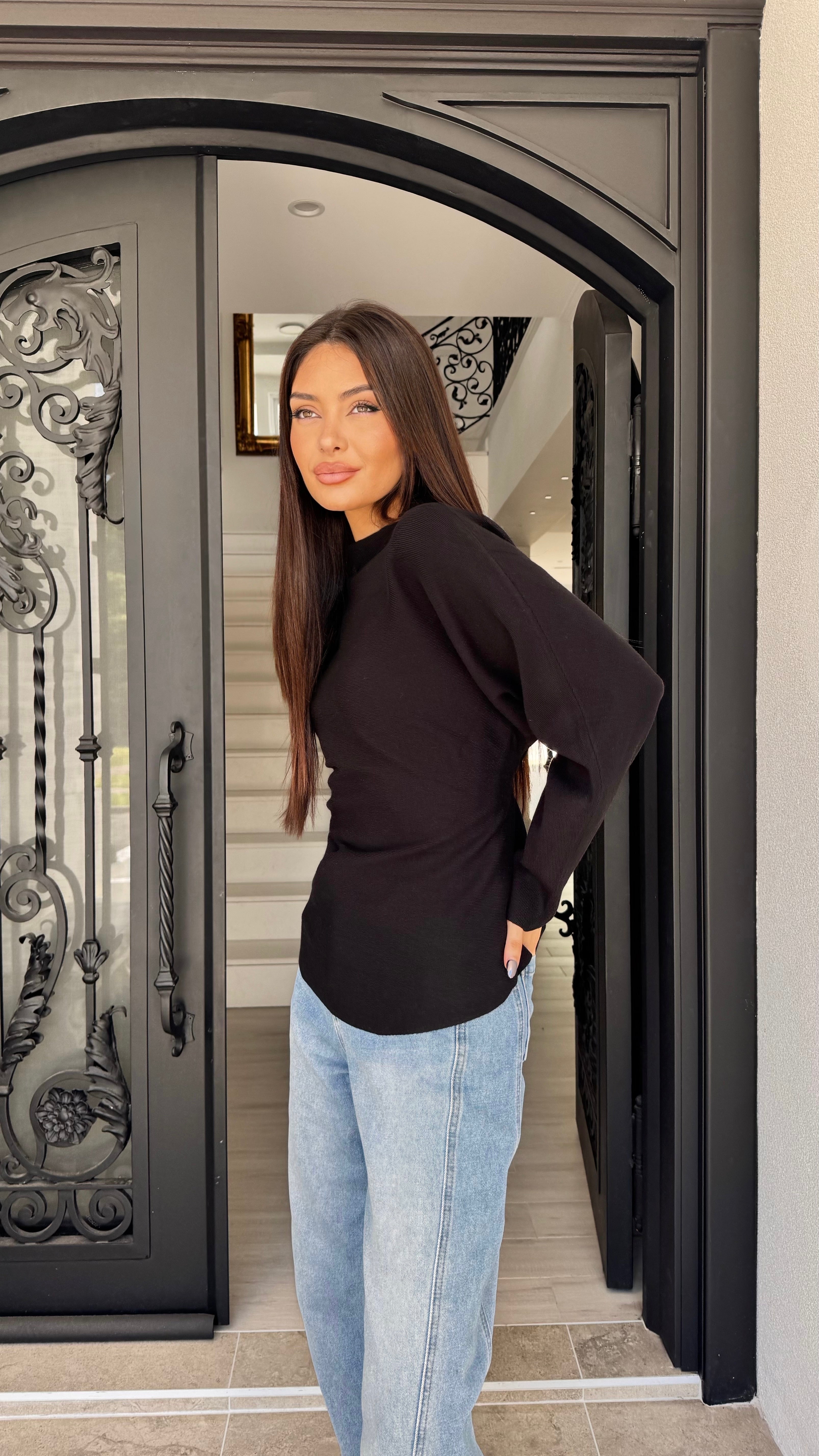 Knit tie blouse