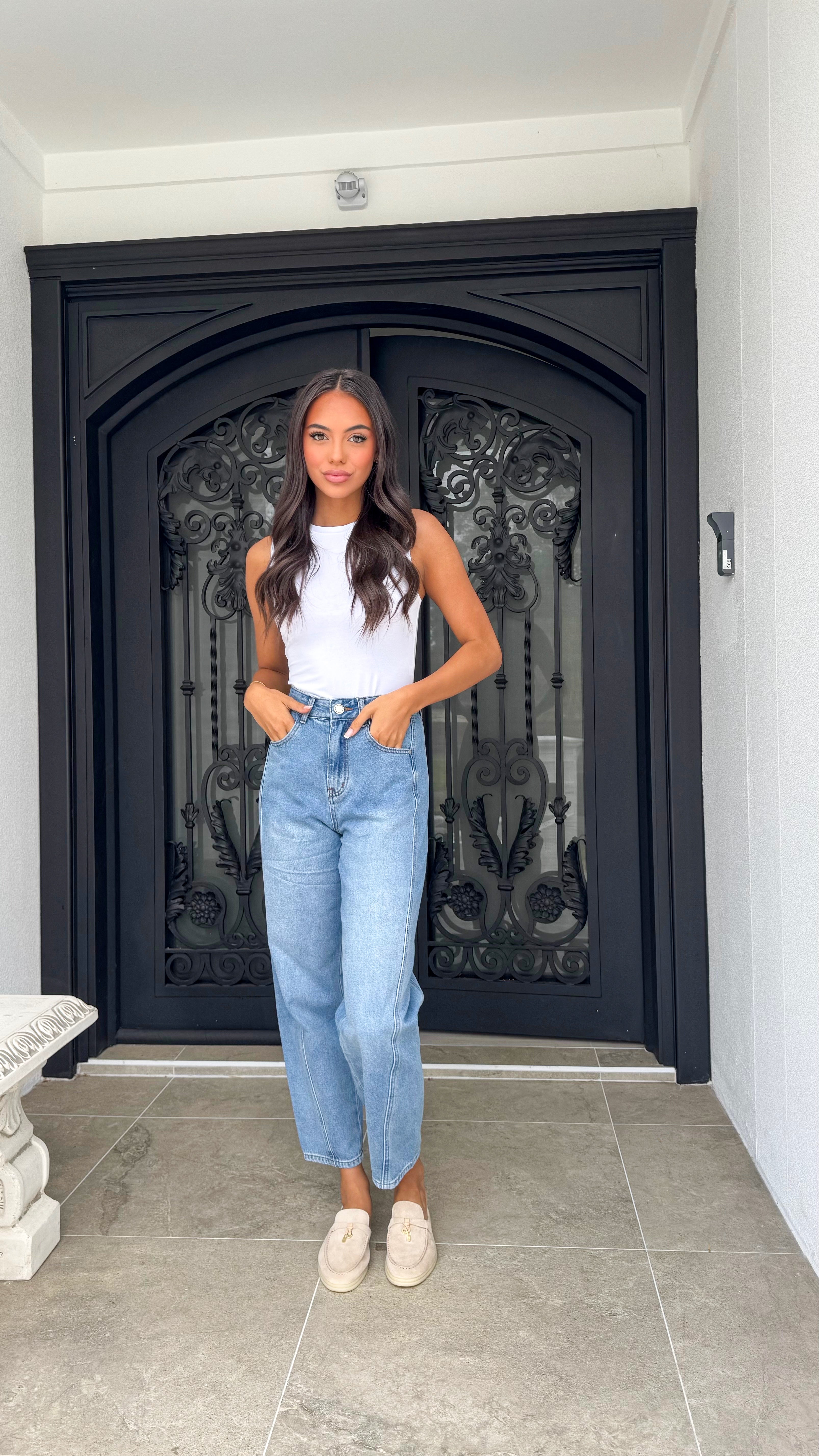 Barrel Jeans