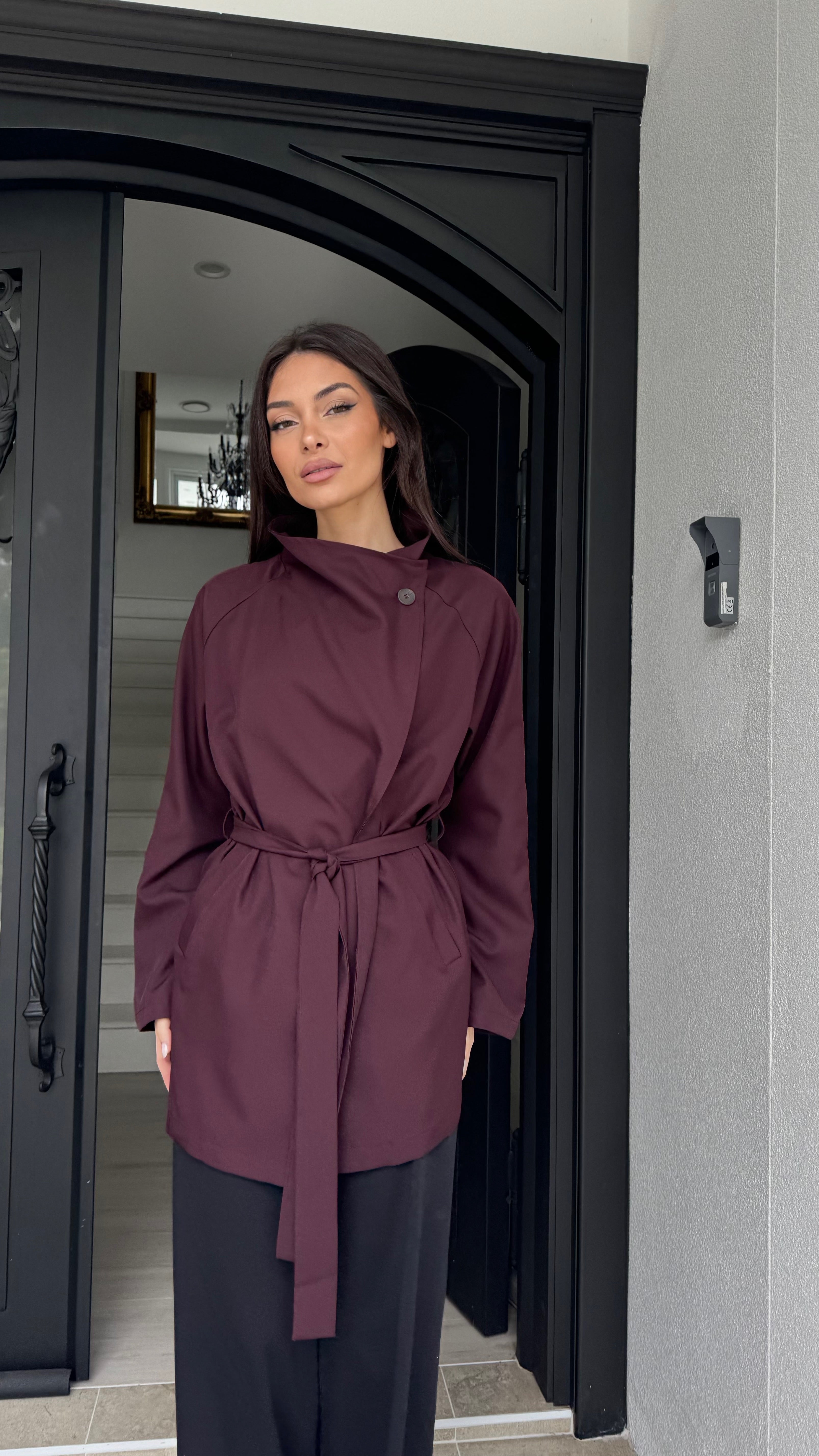 Funnel neck Waist trench