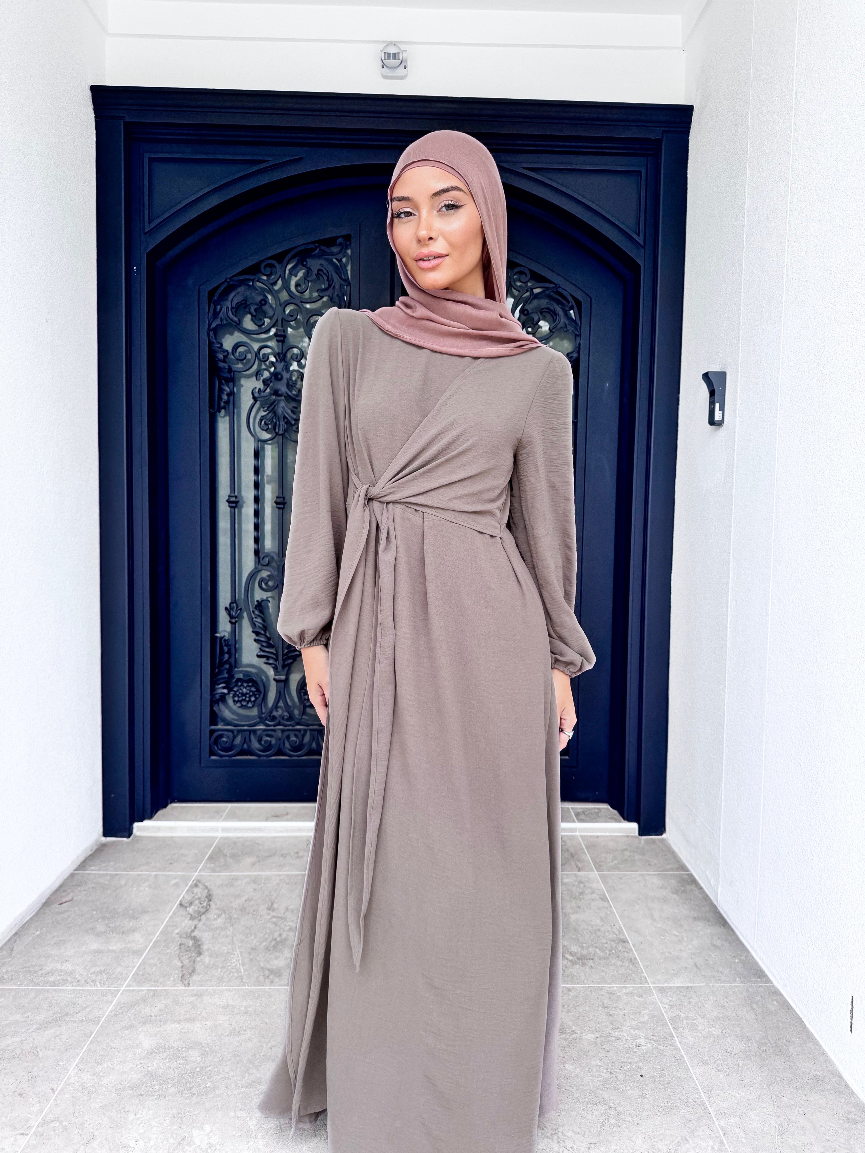 Knot tie maxi