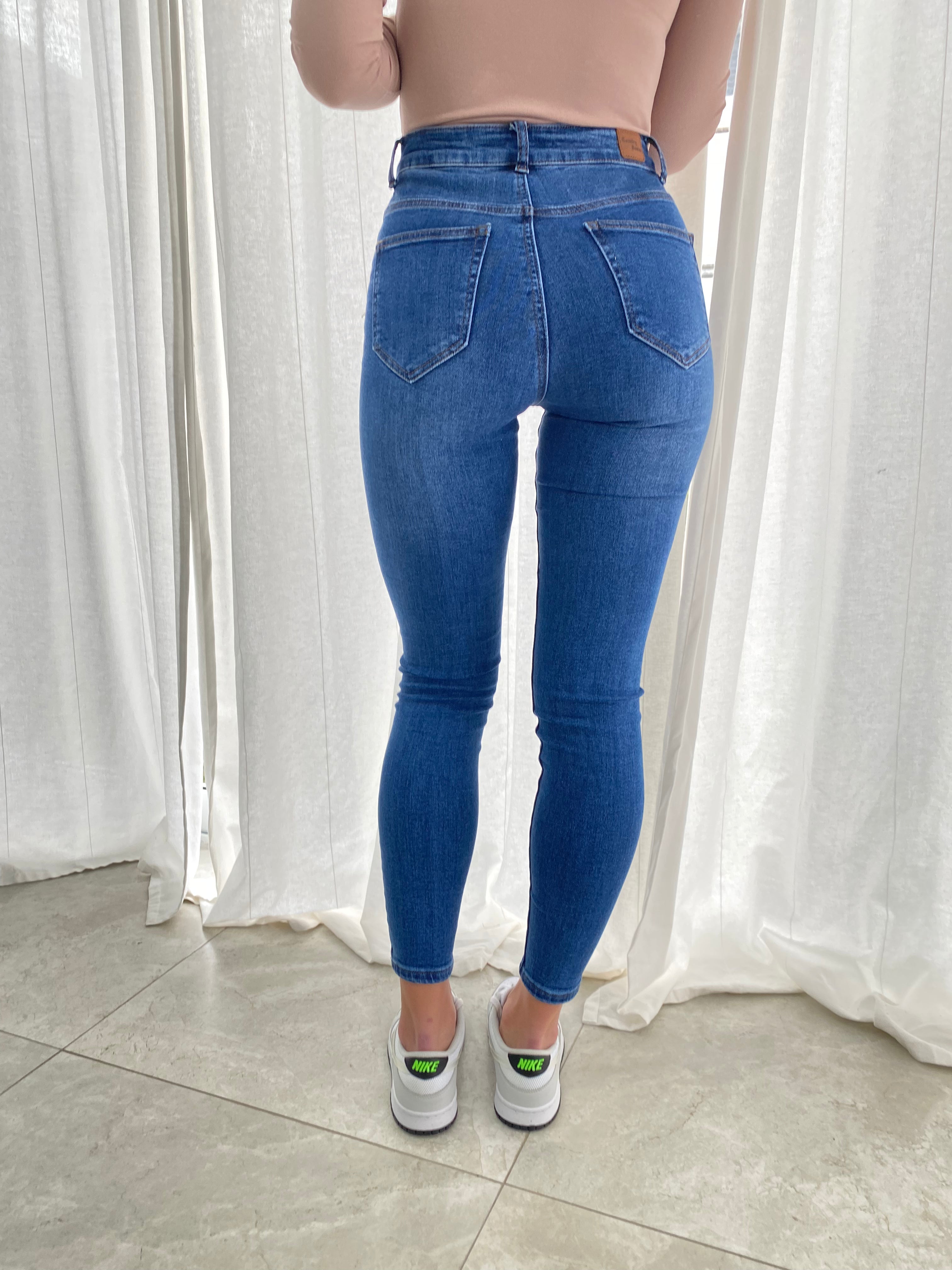 Dark denim stretch jeans