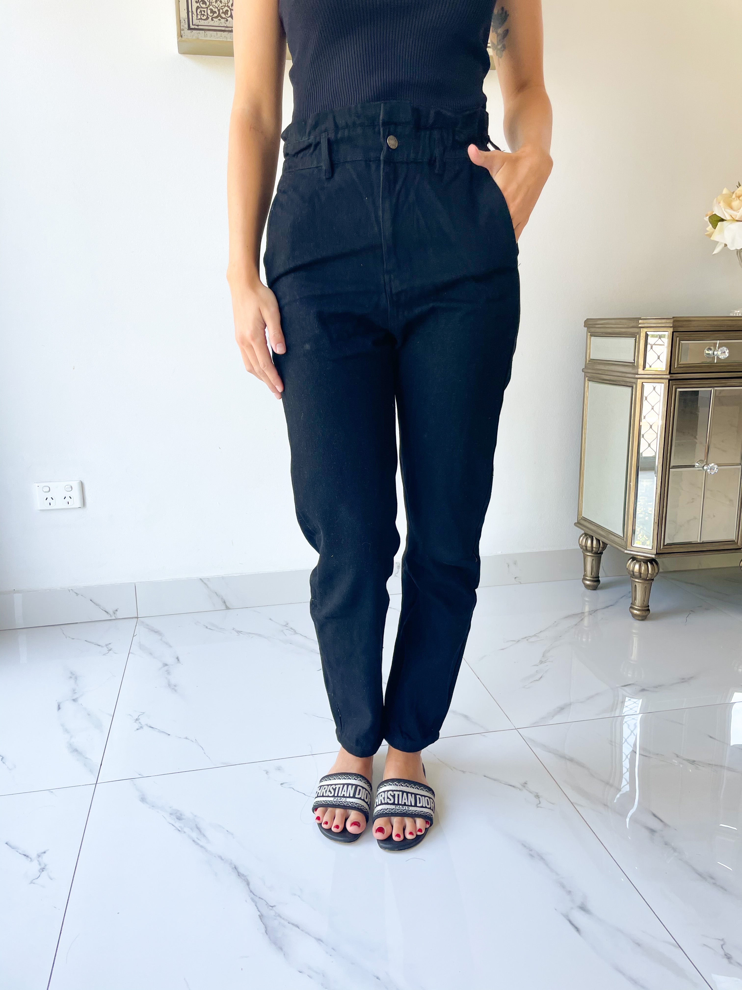 Gathered waist jeans