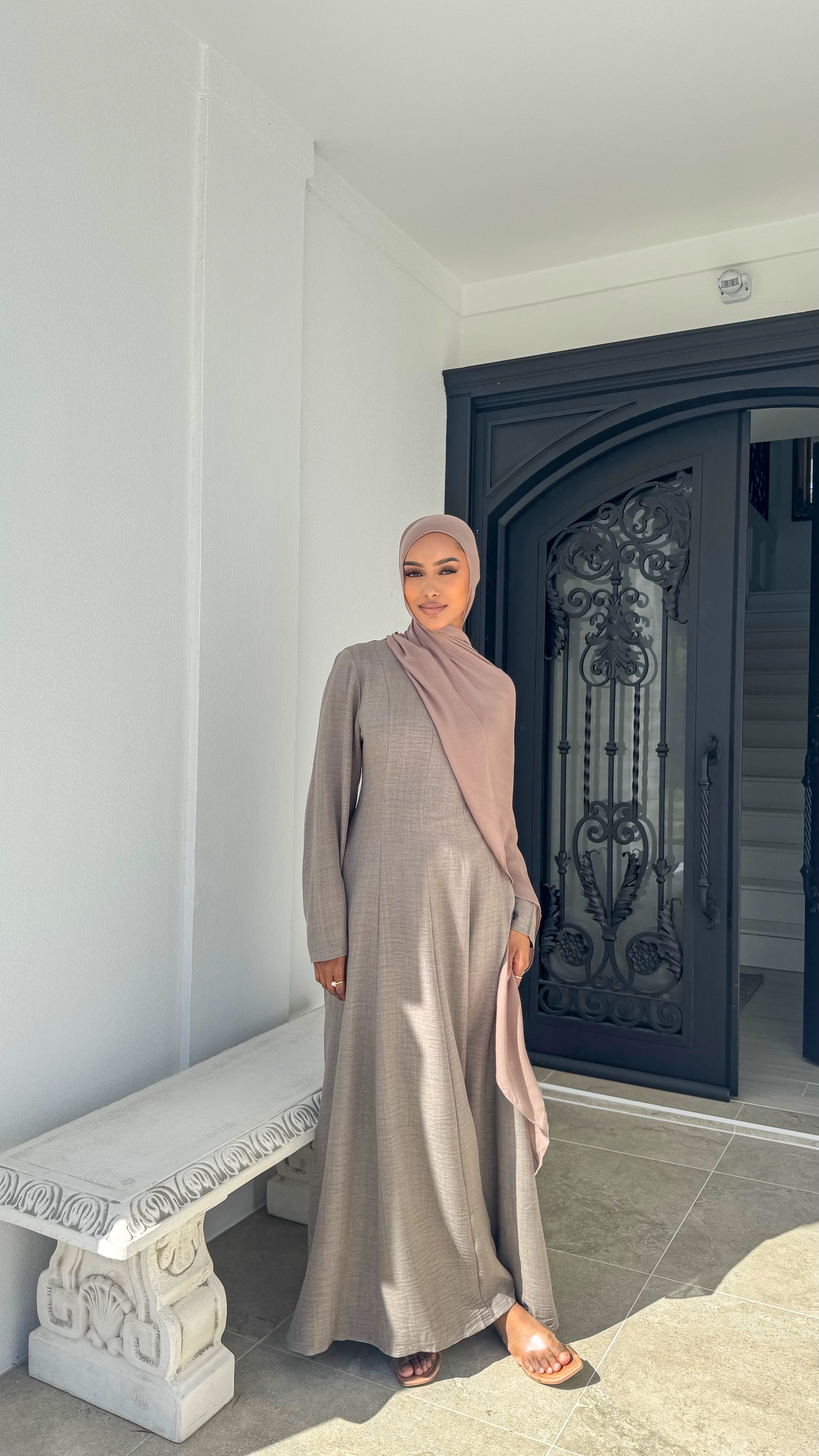 Sara Flow Dress