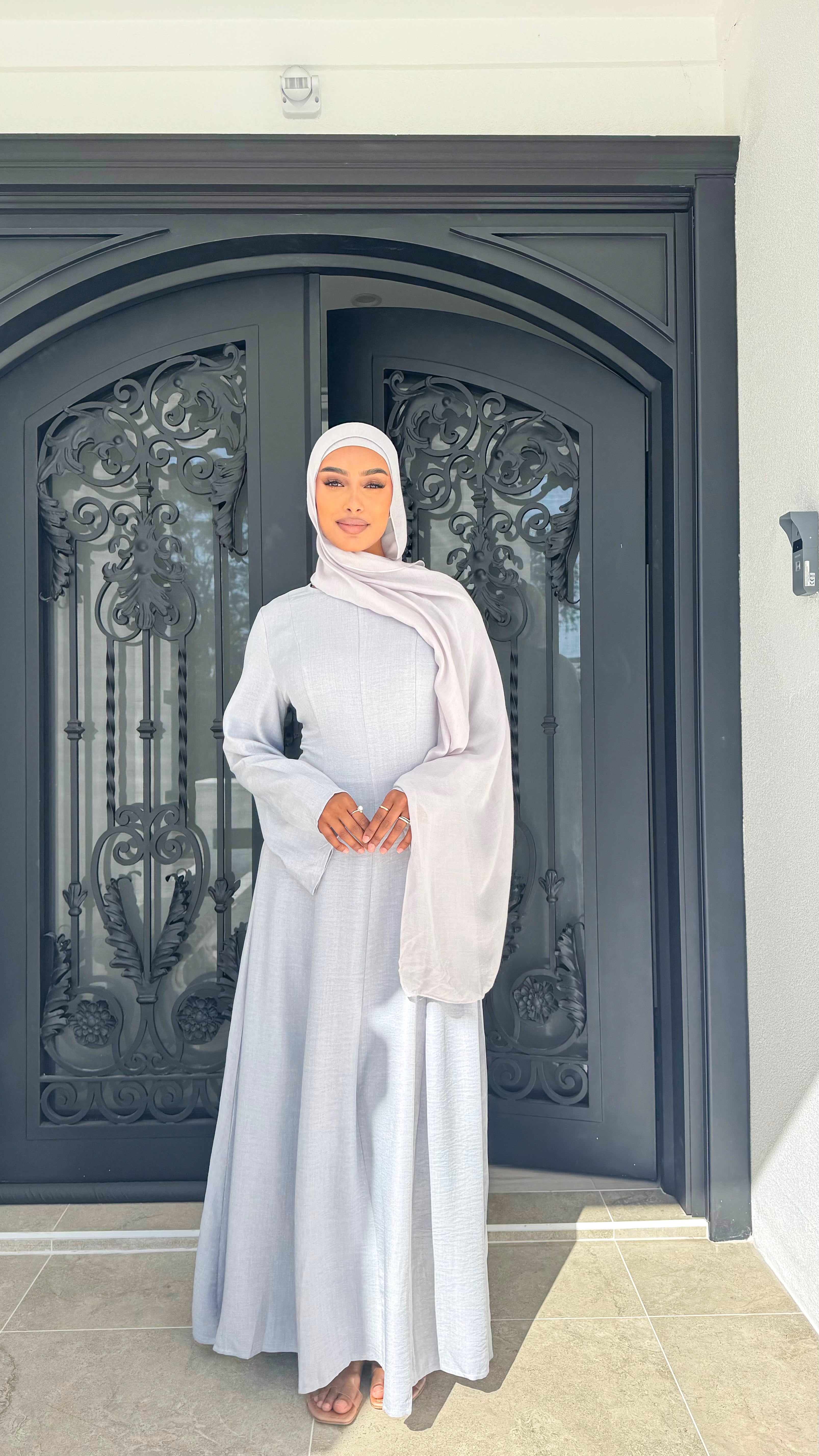 Sara Flow Dress