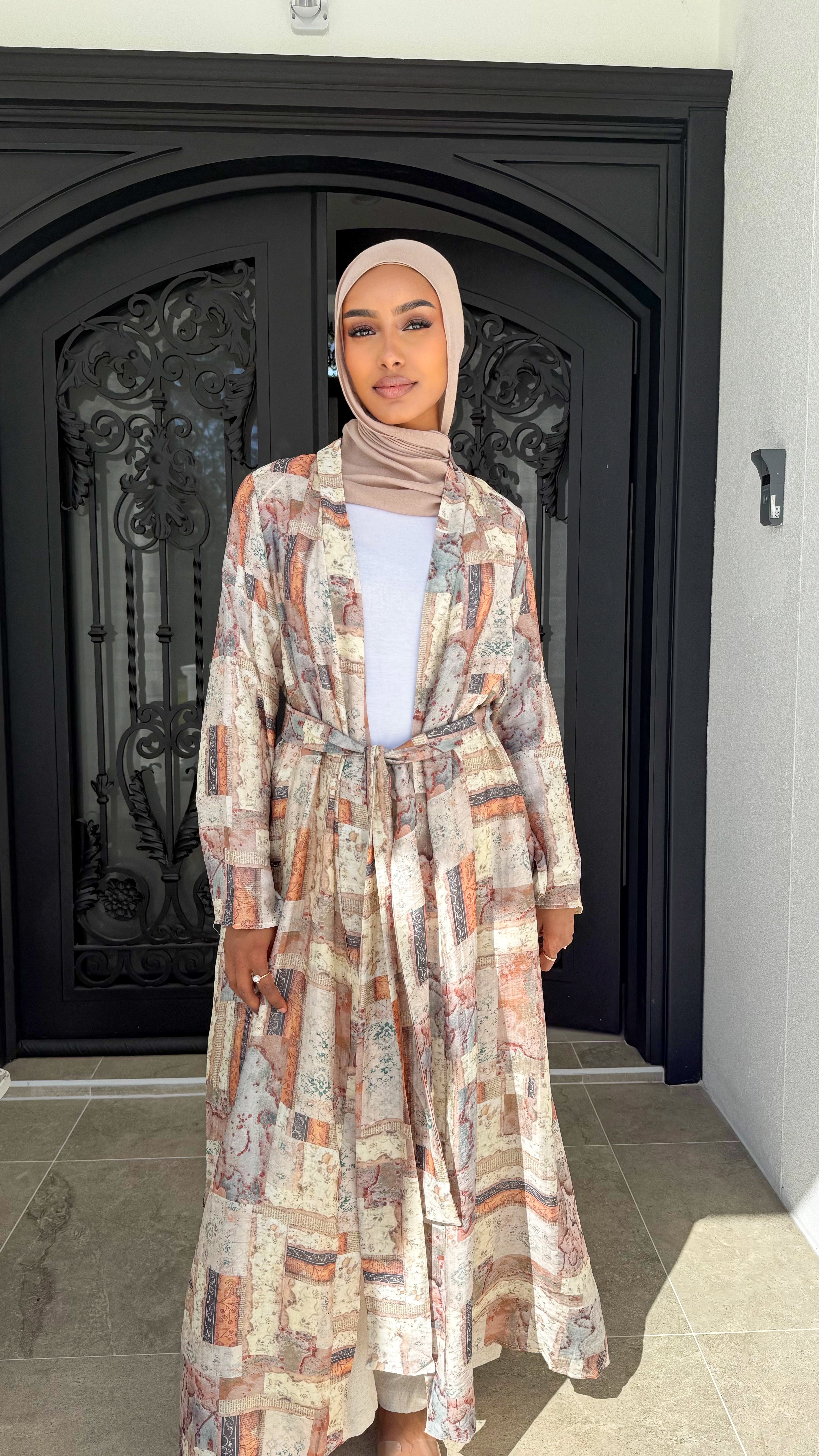 Tribal Rust abaya Cape