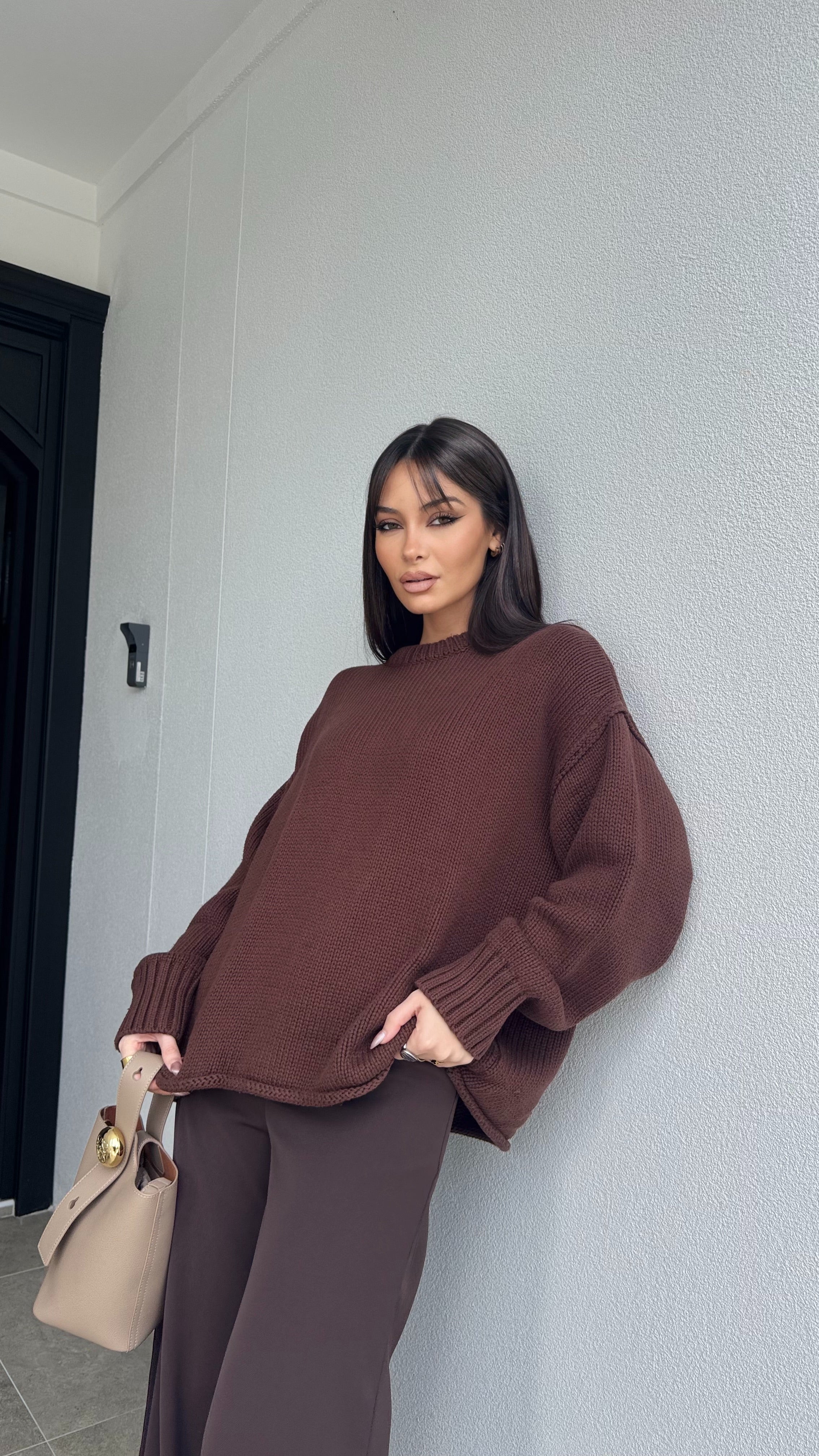 Oversized Nura Jumper