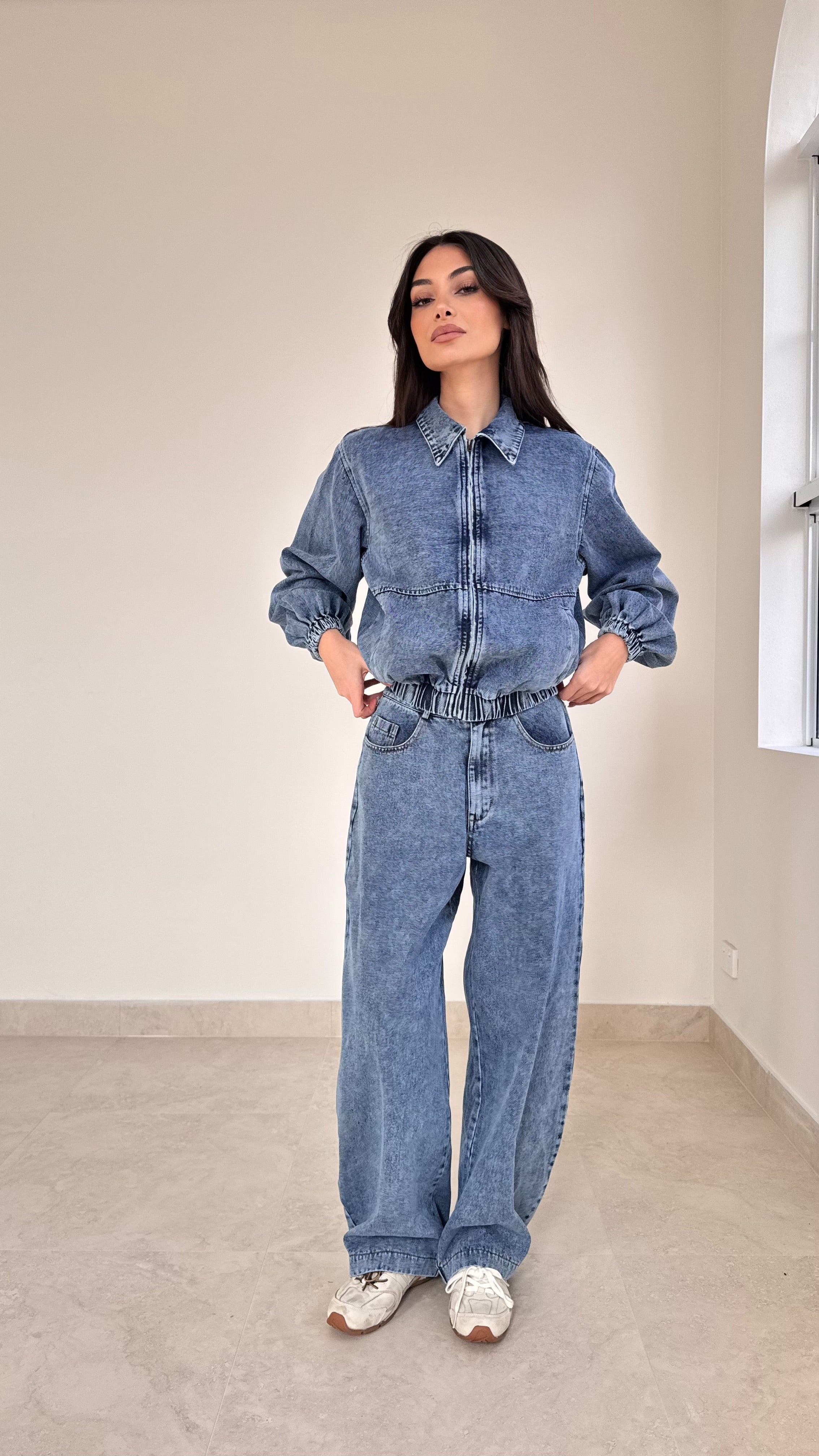 Acid wash bomber set