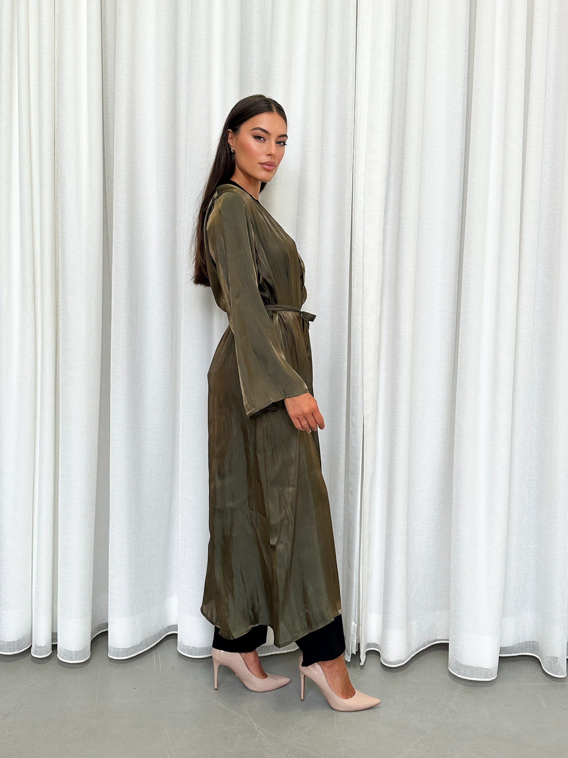 Miorah Abaya Cape