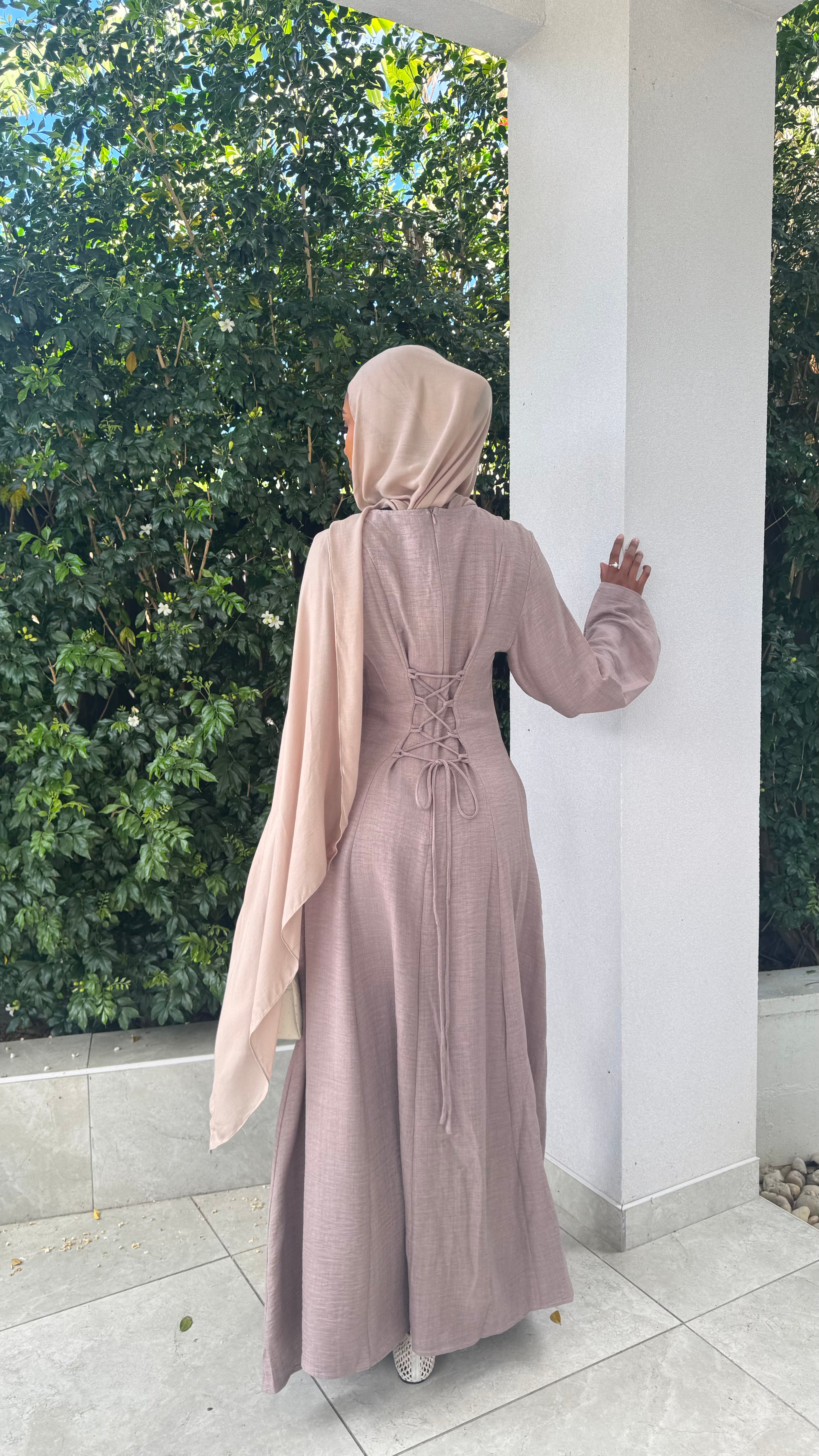 Sara Flow Dress