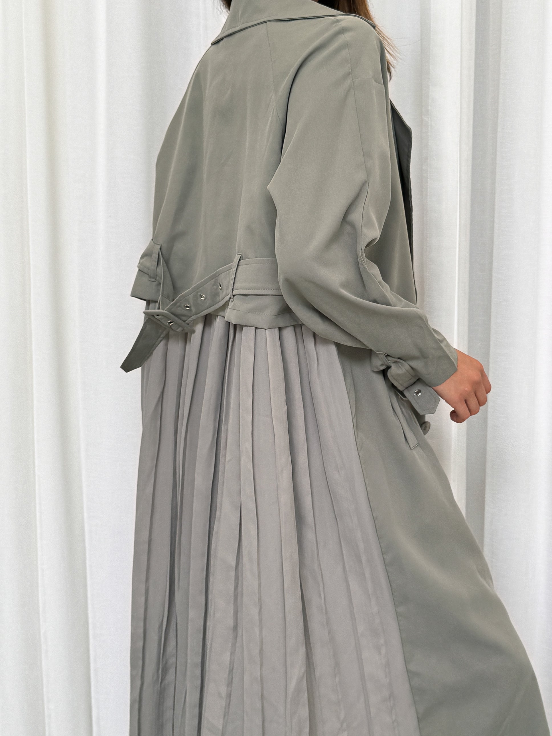 Miorah Pleat back trench