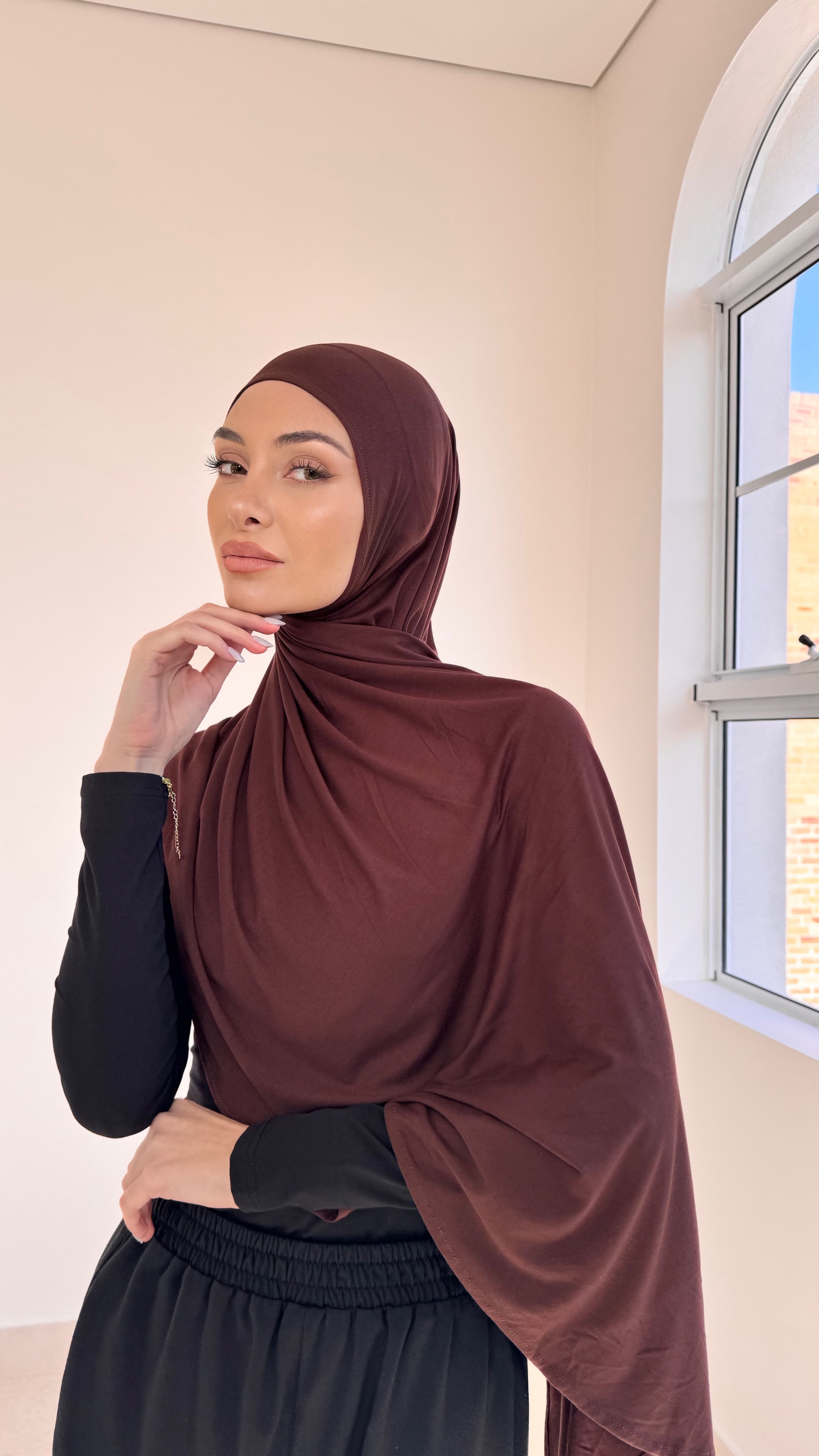 Chocolate instant hijab