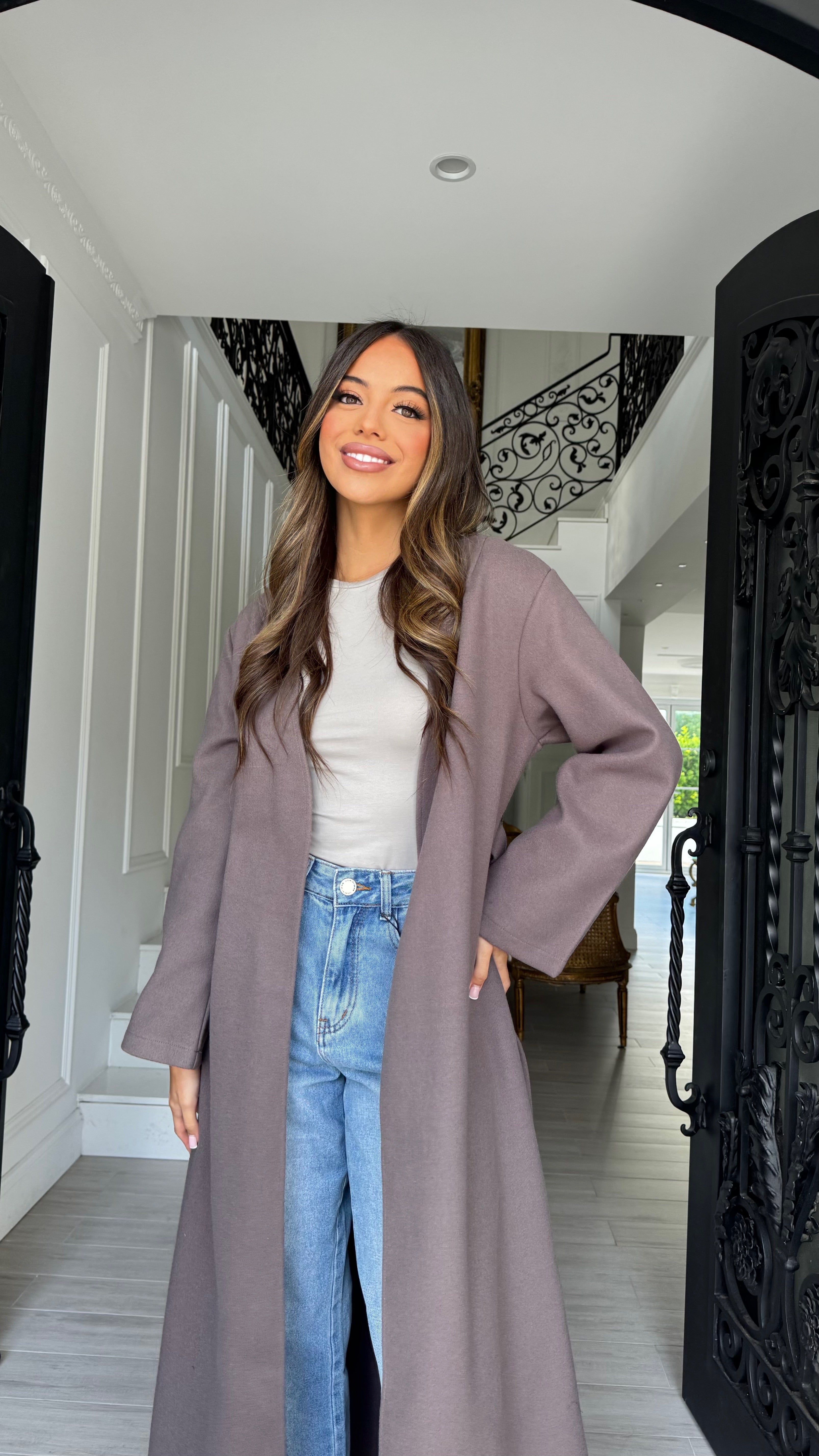 Essential Abaya coat