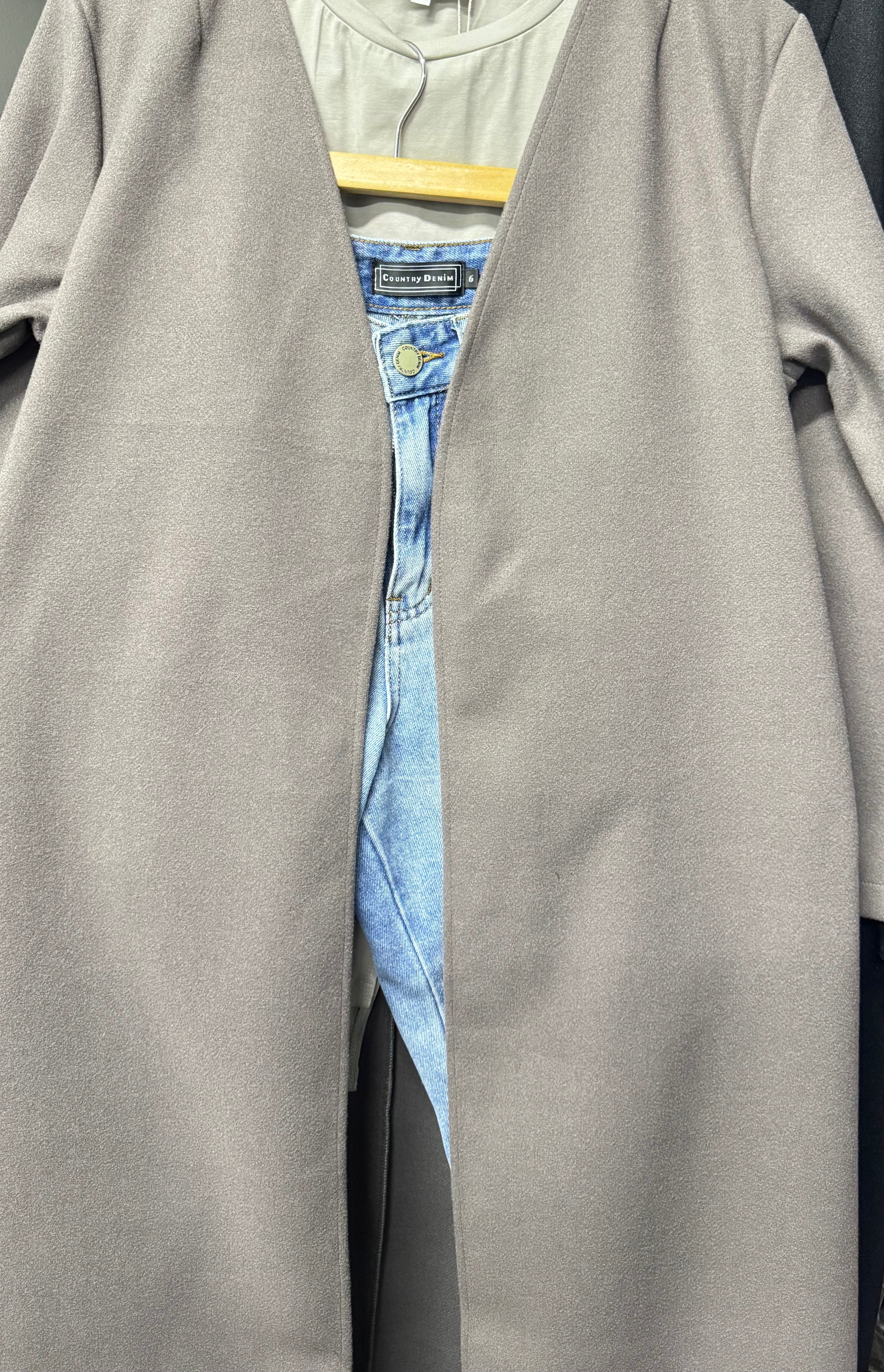Essential Abaya coat