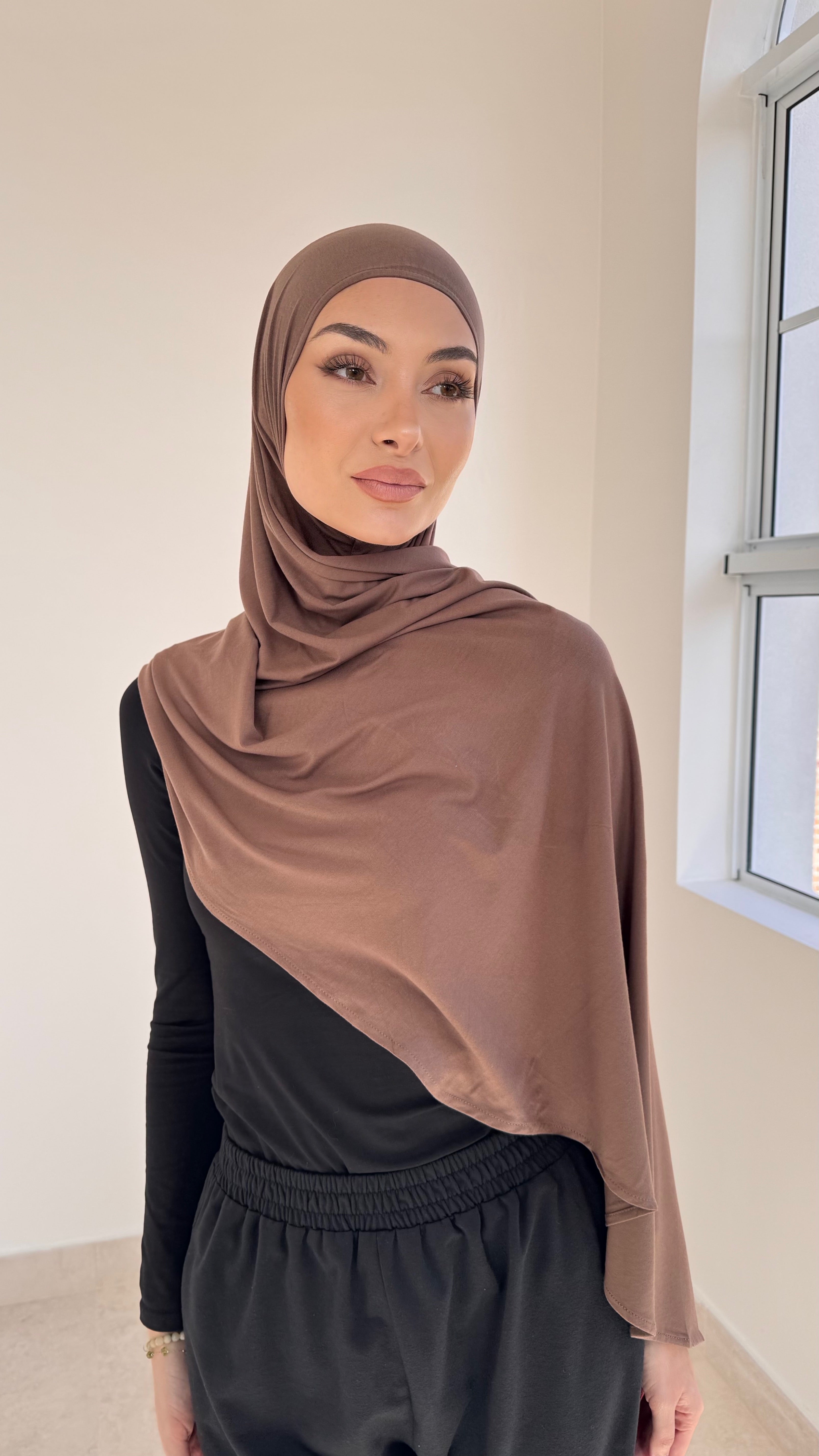 Mocha instant hijab