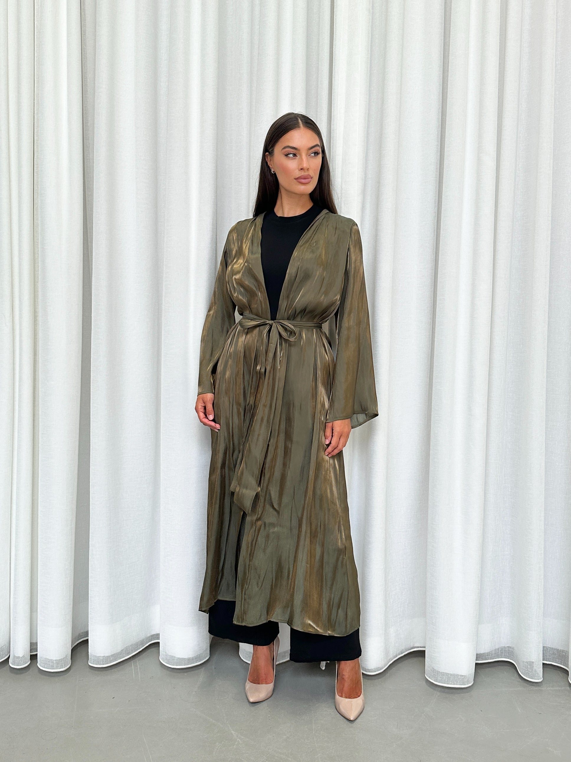 Miorah Abaya Cape